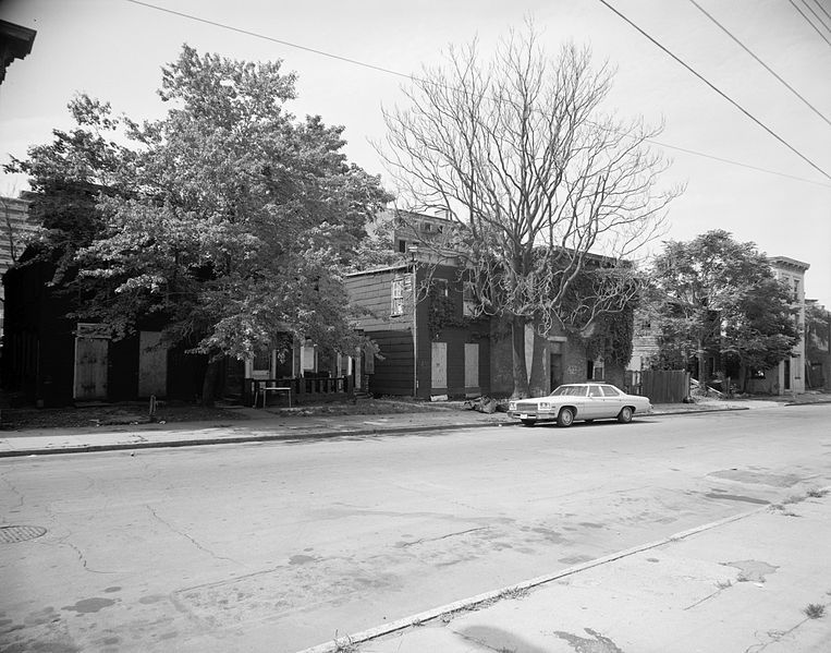 763px-Elizabeth_Street_in_the_Betts-Longworth_Historic_District