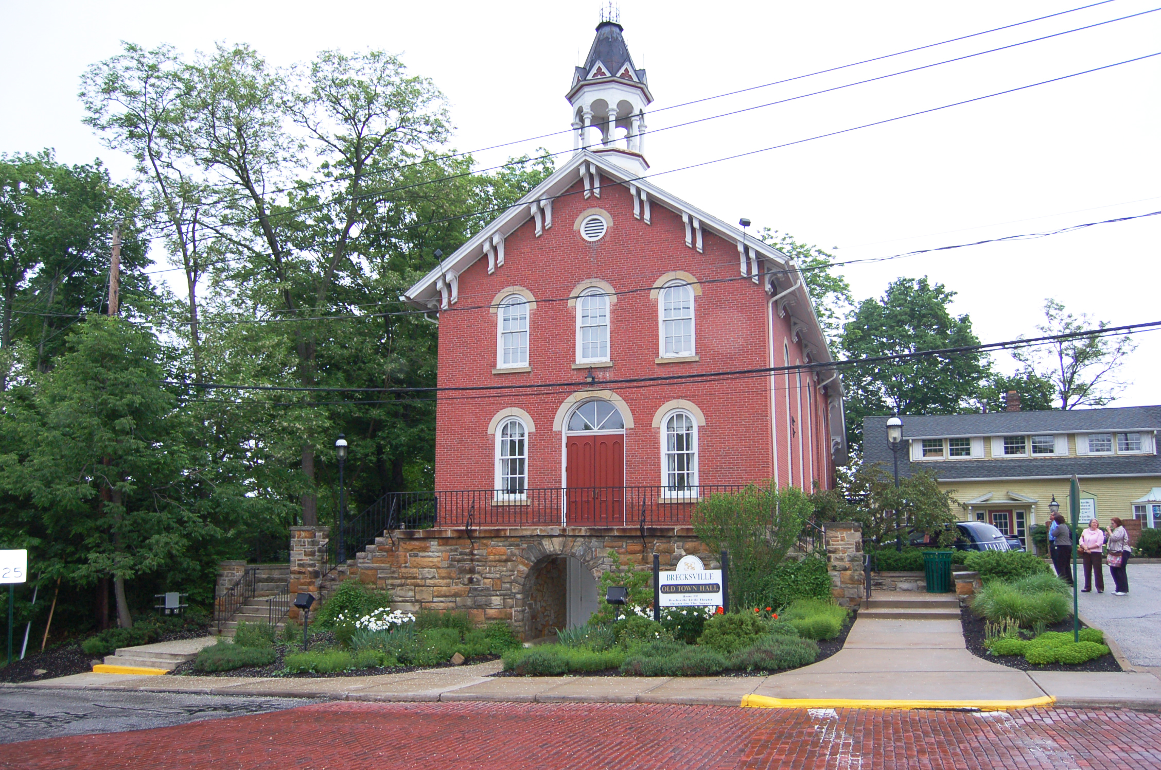 Best Historic Theatres in Ohio - The Brecksville Theater