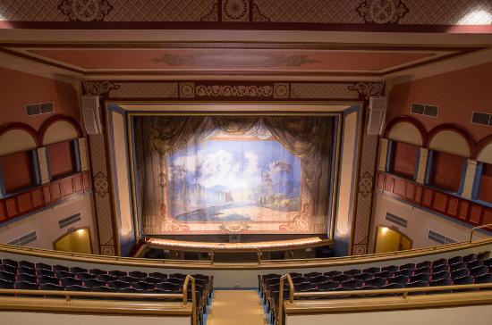 Best Historic Theatres in Ohio - The People's Bank Theater